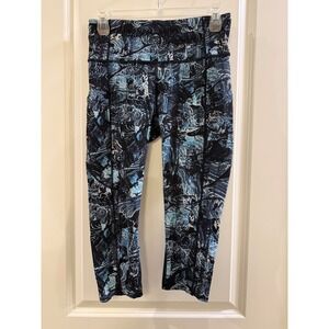 Lululemon Blue Wave Print Cropped Legging Size 8 High Rise Athletic Capri